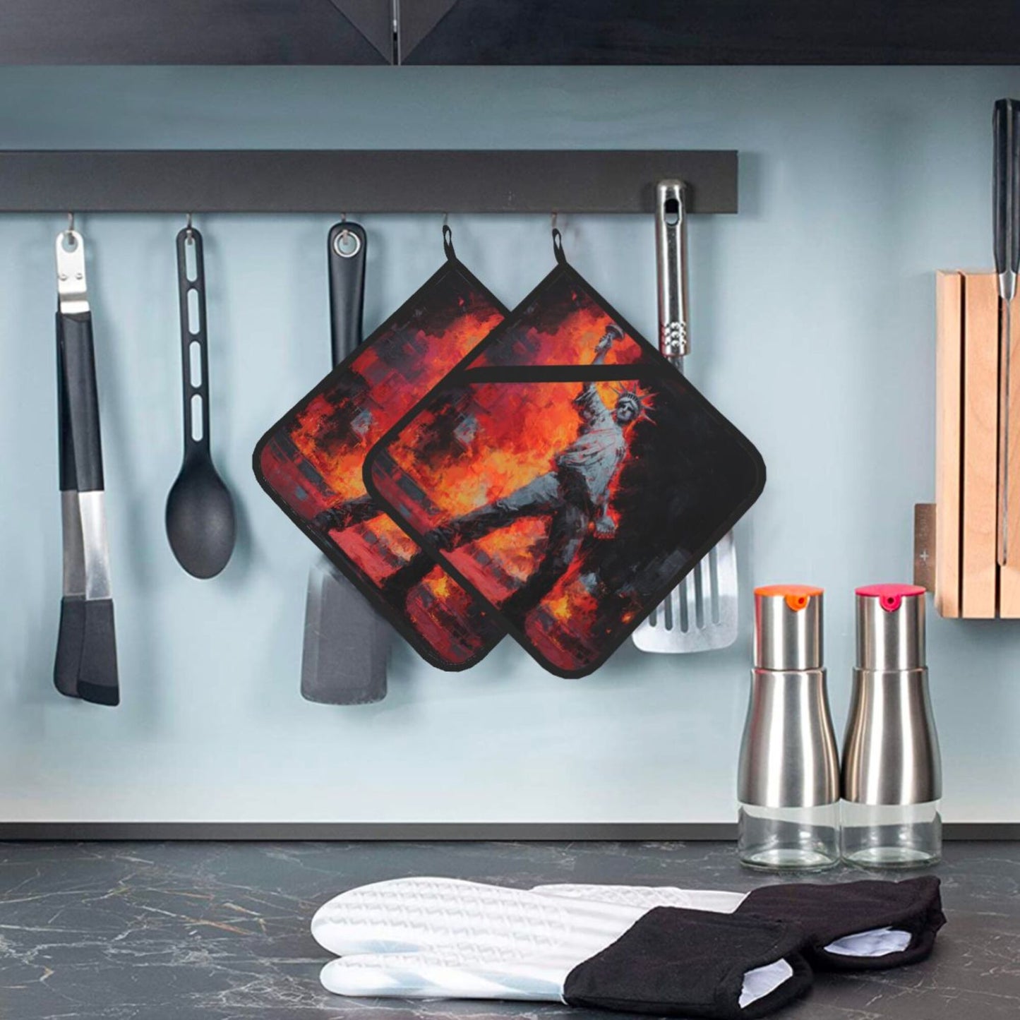 Square Heat Resistant Pads Set of 2 – Fire & Figure Art Design, Non-Slip Kitchen Table Protectors
